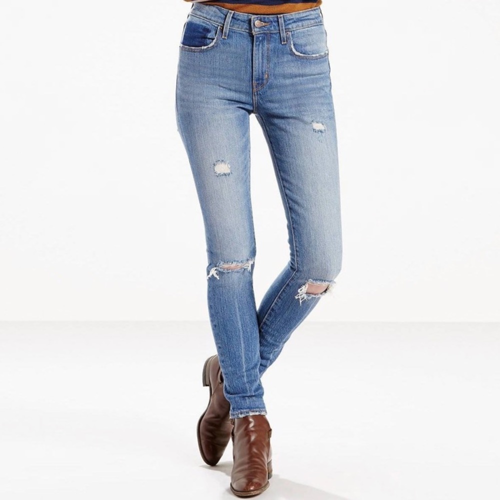 Levi’s High Rise Skinny Distressed Jeans Sz 27